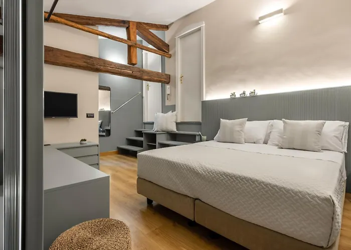 Cathedral Room&Loft